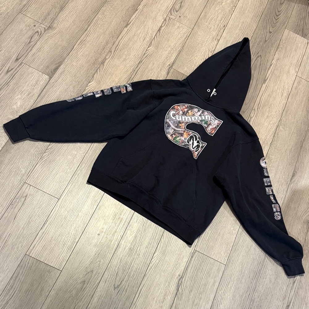 Boy size m medium hoodie in good used condition